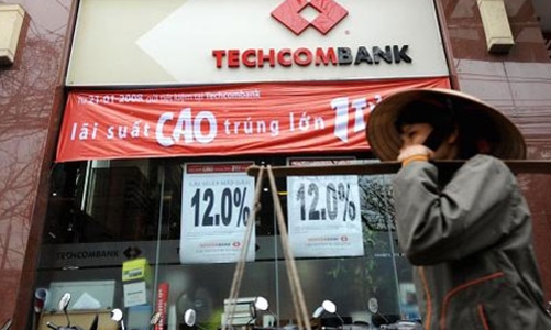 “Nợ xấu cao, sao chứng khoán Việt Nam vẫn tăng?”