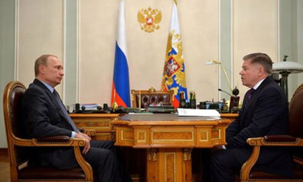 Tổng thống Nga Vladimir Putin gặp Chánh án Tòa án Tối cao nước này Vyacheslav Lebedev trong một bức ảnh được điện Kremlin công bố ngày 13/3 - Ảnh: Kremlin.ru.<br>