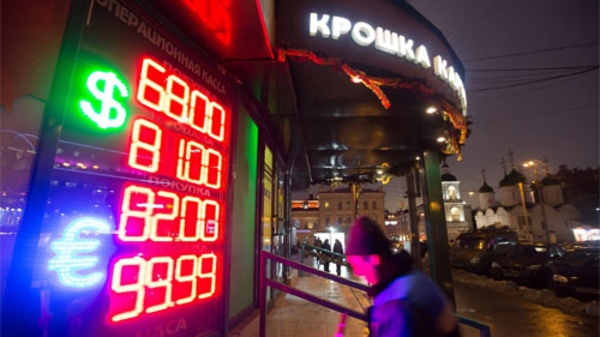 Nga công bố loạt biện pháp mới để bảo vệ đồng Rúp