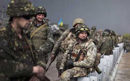 Binh sỹ Ukraine ở khu vực miền đông nước này - Ảnh: News.<br>