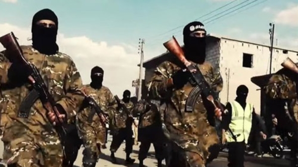 Thêm hàng loạt nhà máy lọc dầu của IS bị không kích