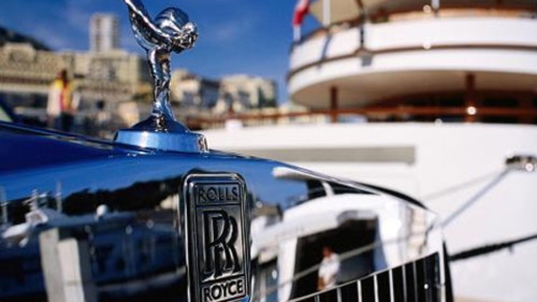 Lo tiền Rúp mất giá, nhà giàu Nga đua sắm Rolls-Royce