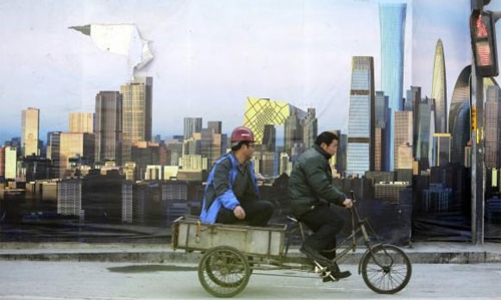 Kinh tế Trung Quốc tăng trưởng chậm nhất 24 năm