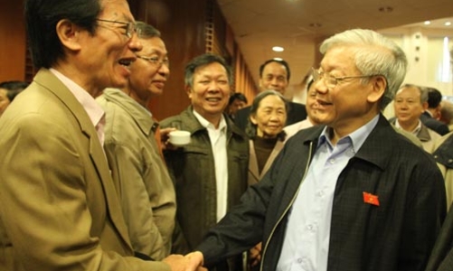 Cử tri hỏi Tổng bí thư về “bộ phận không nhỏ”