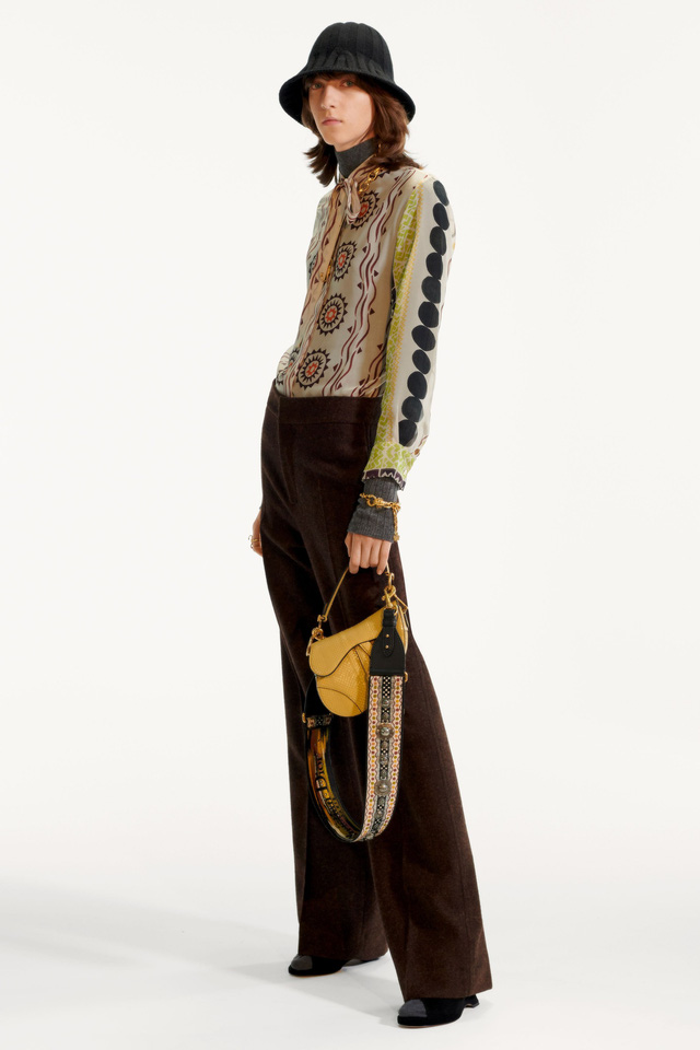 BST pre-fall 2019 của Christian Dior: những quý cô kiêu kỳ - Ảnh 4.