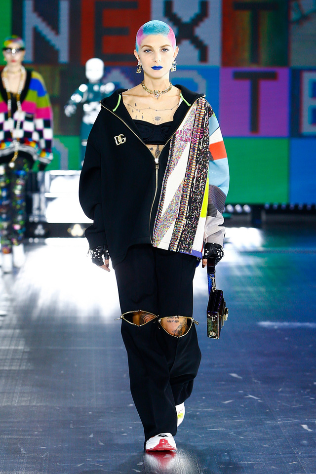 BST Thu – Đông 2021 của Dolce & Gabbana: những đứa trẻ công nghệ - Ảnh 8.