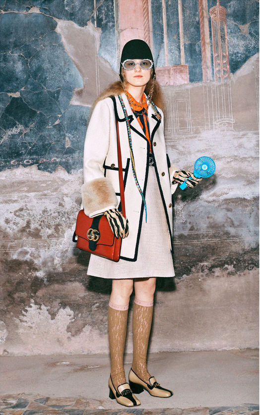 BST pre-fall 2019 của Gucci: những nàng Alice mộng mơ - Ảnh 9.