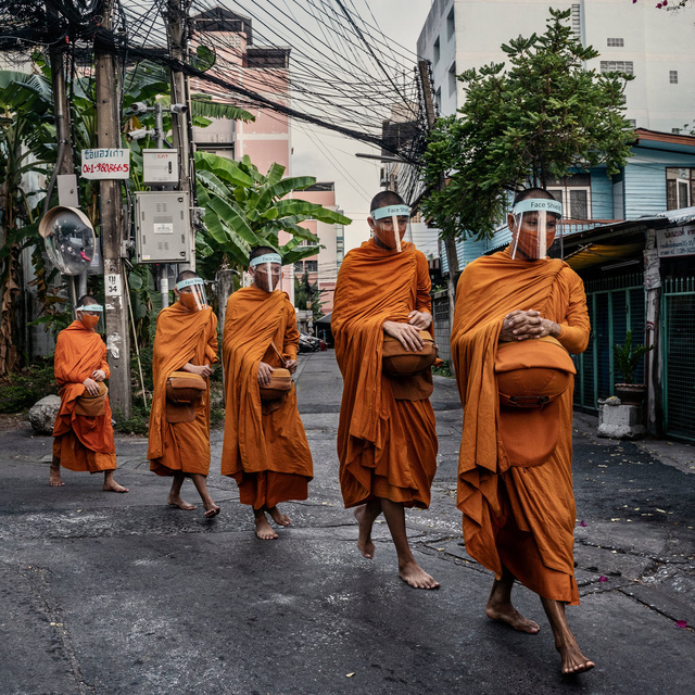 Thái Lan có thể sẽ miễn cách ly cho du khách đã tiêm vaccine Covid-19 - Ảnh 2.