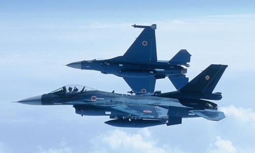 Chiến đấu cơ Trung Quốc bay sát máy báy Nhật