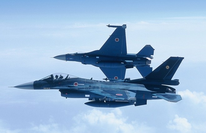 Máy bay quân sự Nhật tuần tra trên biển Hoa Đông.