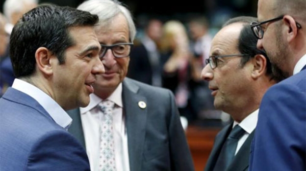 Hy Lạp “đầu hàng” chủ nợ để ở lại Eurozone