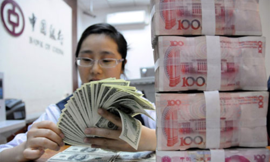 Trước lần điều chỉnh tỷ giá này, PBoC đã hỗ trợ tỷ giá đồng Nhân dân tệ 
nhằm ngăn sự rút lui của các dòng vốn và khuyến khích việc sử dụng rộng 
rãi hơn đồng tiền của Trung Quốc trên toàn cầu - Ảnh: China Daily.<br>