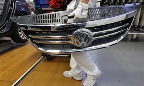 Cổ phiếu Volkswagen rớt mạnh vì bê bối “nói dối” ở Mỹ