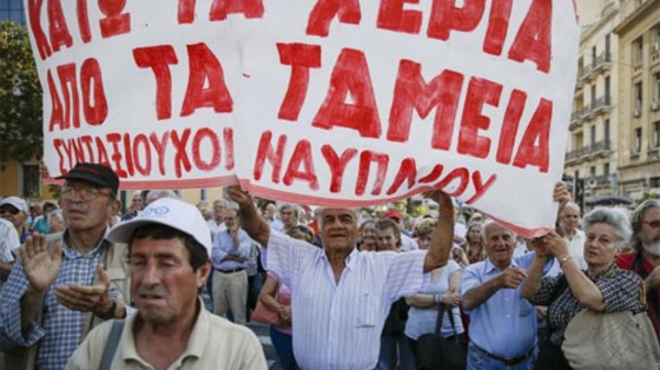 Nghị sỹ Hy Lạp “nổi giận” về thoả thuận với châu Âu