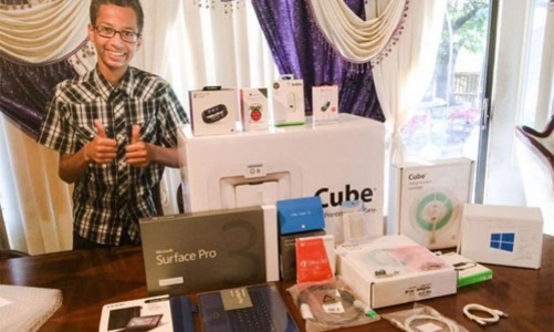 Giới công nghệ ồ ạt tặng quà thiếu niên Hồi giáo bị nghi chế bom