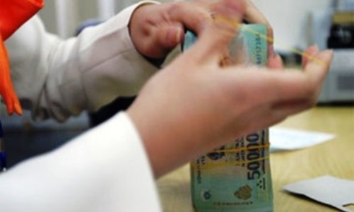 Nợ xấu ngân hàng: Bao giờ “Mời anh ra cho!”?