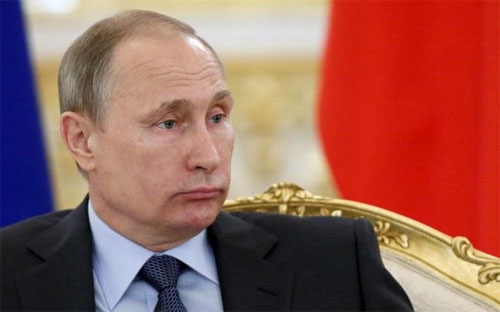 Tổng thống Nga Vladimir Putin trong một cuộc họp ở điện Kremlin ngày 23/6/2015 - Ảnh: Reuters.<br>