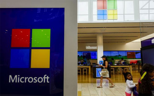 Trong tháng 7 này, Nokia tuyên bố cắt giảm 7.800 nhân viên, tương đương 
7% nhân lực của hãng trên toàn cầu.