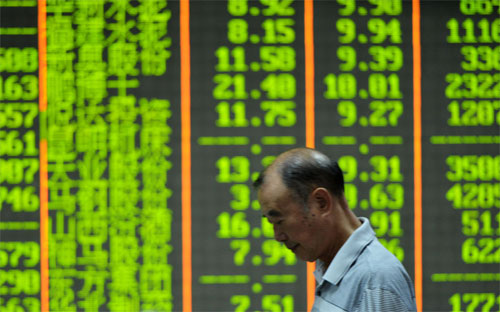 Một nhà đầu tư chứng khoán ở Hàng Châu, Trung Quốc ngày 2/9/2015 - Ảnh: Bloomberg/Getty.<br>