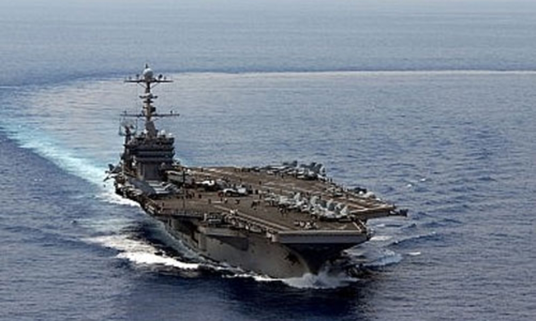 Tàu sân bay USS George Washington của Mỹ tại biển Đông - Ảnh: The Diplomat.<br>