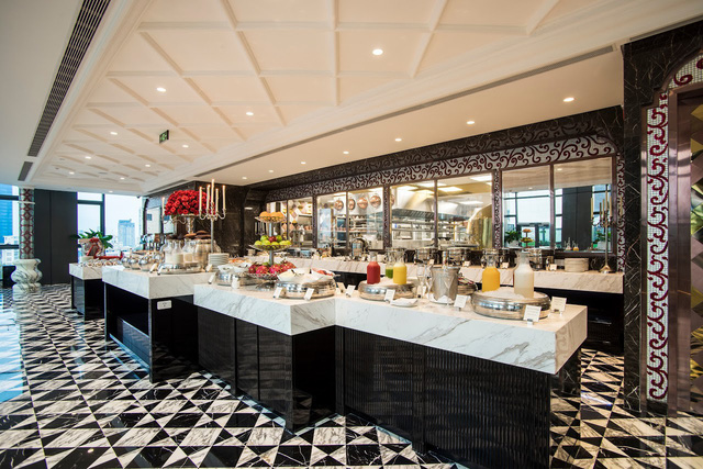 Đầu bếp Michelin đến khách sạn The Reverie Saigon - Ảnh 4.