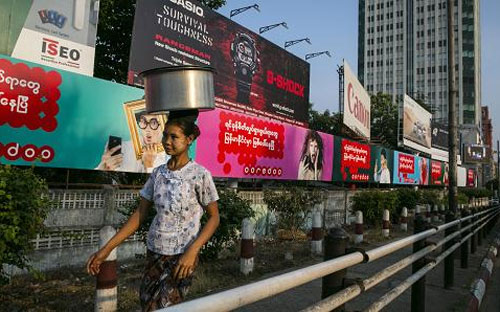 Trên đường phố Yangoon của Myanmar - Ảnh: Getty/CNBC.<br>