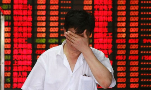 Giảm mạnh nhất 8 năm, chứng khoán Trung Quốc hoảng loạn