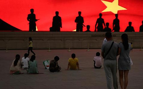 Năm nay, Chính phủ Trung Quốc đặt mục tiêu tăng trưởng kinh tế cả năm ở mức 7% - Ảnh: Getty/CNBC.<br>