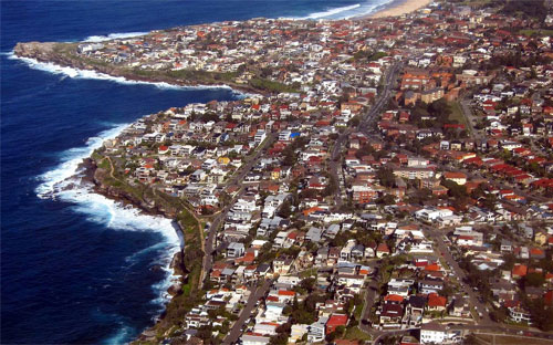 Trong bối cảnh giá nhà tăng chóng mặt khiến việc sở hữu một căn nhà vượt
 quá tầm với của nhiều người Australia, Chính phủ nước này đối mặt áp 
lực phải đưa giá nhà về mức phải chăng - Ảnh: Reuters.<br>