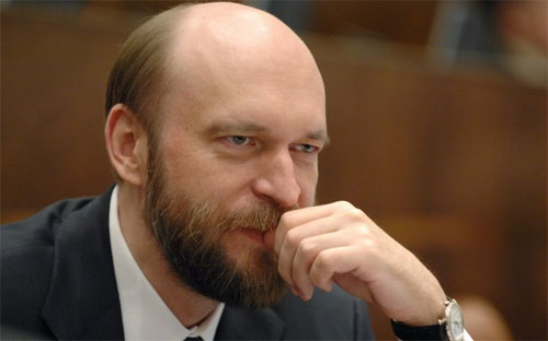 Sergei Pugachev, cựu tỷ phú Nga.<br>