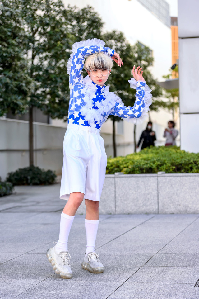 Thời trang đường phố của Tokyo Fashion Week 2021: tinh thần unisex đương đại - Ảnh 8.