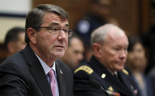 Bộ trưởng Bộ Quốc phòng Mỹ Ash Carter phát biểu trước Quốc hội nước này ngày 17/6/2015 - Ảnh: Reuters.<br>