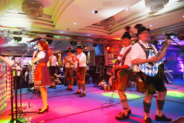 Oktoberfest Việt Nam 2018  tại Khách sạn Windsor Plaza - Ảnh 3.