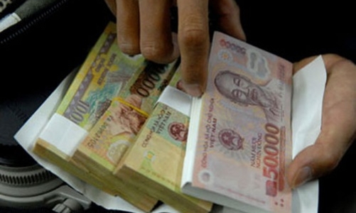 Lương cán bộ, công chức, viên chức tăng 8%