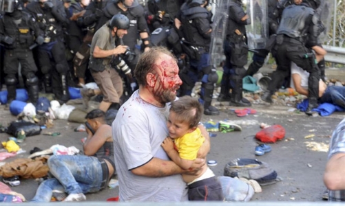 Cận cảnh Hungary mạnh tay trấn áp dân di cư