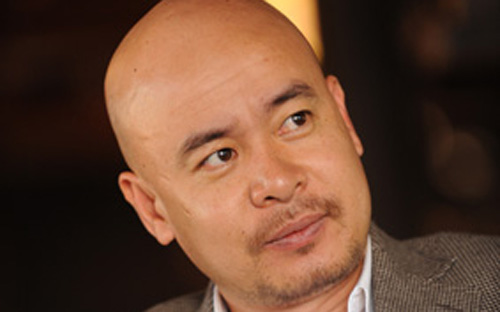 Ông Vũ cho rằng, Việt Nam cần thu được số tiền 20 tỷ USD từ cà phê trong
 15 năm tới, từ mức chưa đầy 3 tỷ USD hiện nay, và điều cần làm là tăng 
năng suất nông nghiệp và gia tăng giá trị cho cà phê bằng con đường rang
 xay, pha chế và đóng gói.