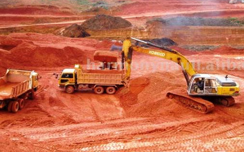 12 nhà khoa học kiến nghị Bộ Chính trị chỉ thị tiến hành đánh giá toàn diện, tổng thể và khách quan về hiệu quả kinh tế - xã hội, bảo vệ môi trường, an ninh, quốc phòng… của hai dự án bauxite thí điểm.