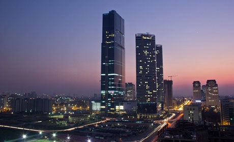Theo tờ Korea Economic Daily, trị giá của tòa tháp cao nhất Việt Nam với 72 tầng ước tính ở mức hơn 1 tỷ USD.
