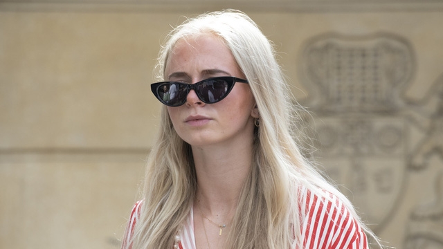 Những màu tóc dự đoán sẽ lên ngôi năm 2021 - Ảnh 9.