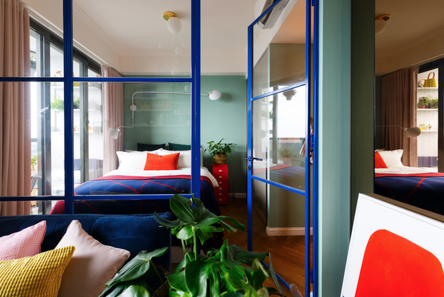 Căn hộ nhỏ diện trang phục colour block - Ảnh 2.