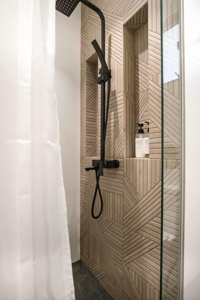 Căn hộ nhỏ màu trắng tinh khôi - Ảnh 5.