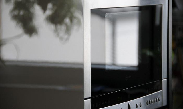 7 món đồ trong bếp cần vệ sinh hàng ngày - Ảnh 4.