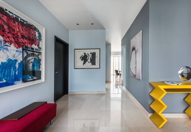 Căn hộ nhiều ánh sáng của tranh và nhạc - Ảnh 1.