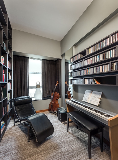 Căn hộ nhiều ánh sáng của tranh và nhạc - Ảnh 3.