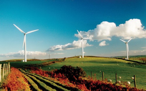 Citi sẽ tài trợ và thúc đẩy các hoạt động giúp đỡ cộng động dân sinh 
thích ứng với tác động của biến đổi khí hậu, xây dựng hệ thống cơ sở hạ 
tầng về nước sạch và xử lý chất thải bên cạnh việc hỗ trợ cung cấp nhà ở
 thân thiện môi trường. 