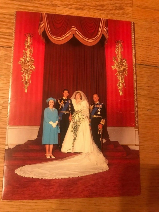 Những tấm thiệp Giáng sinh đẹp nhất qua các năm của hoàng gia Anh - Ảnh 10.