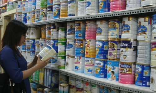 Bộ Tài chính “bênh” giá sữa