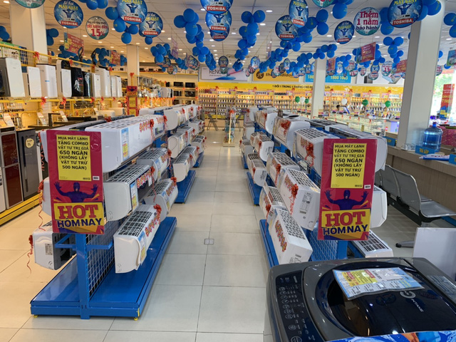 Đầu hè thiết bị làm mát giảm giá mạnh - Ảnh 1.