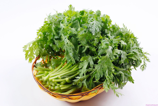 Công dụng chữa bệnh của rau cải cúc - Ảnh 1.