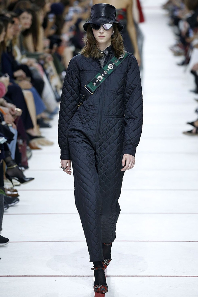 BST Thu – Đông 2019 của Dior: Hoài cổ nhưng khác biệt - Ảnh 12.